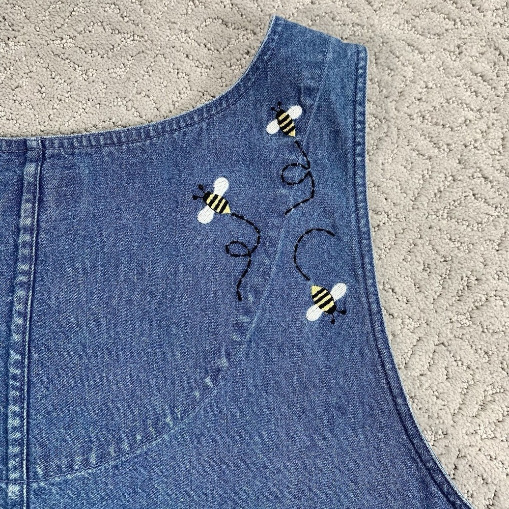 CJ Banks Denim Jumper Dress Womens 16W Blue Bee Embroidered Midi Pinafore - Picture 5 of 10